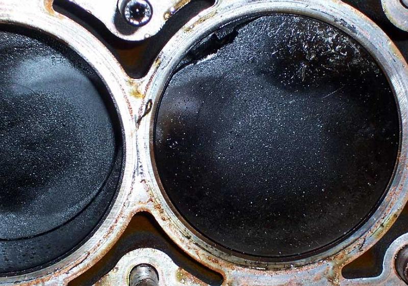 crackedpiston.jpg