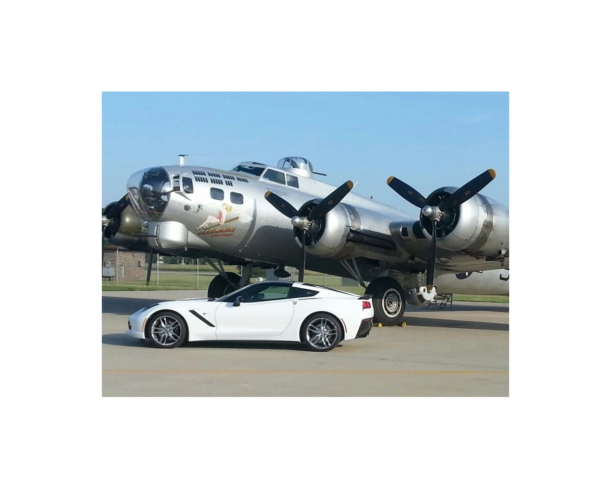 Corvette and B17 F Fort